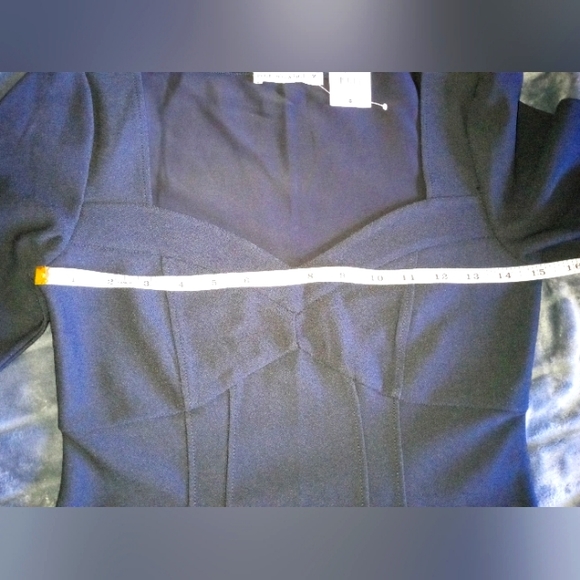 Abercrombie and Fitch Black Cropped Top - Picture 9 of 10